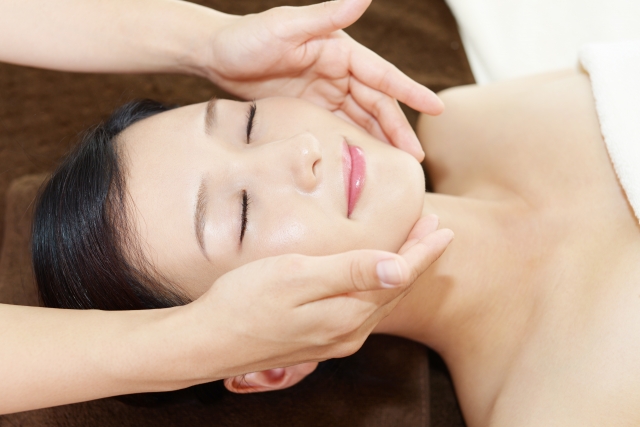 Facial